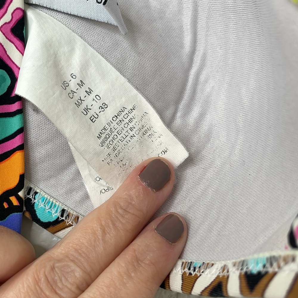 Trina Turk Vibrant Geometric Bikini Top size 6 - Picture 7 of 7